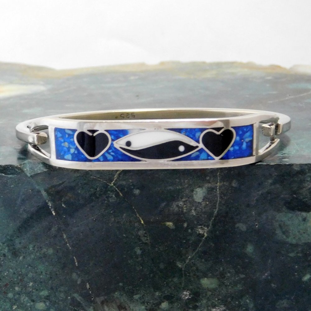SOLD----Taxco Mexican Bracelet Vintage Alpaca Silver Yin Yang Crushed Sodalite